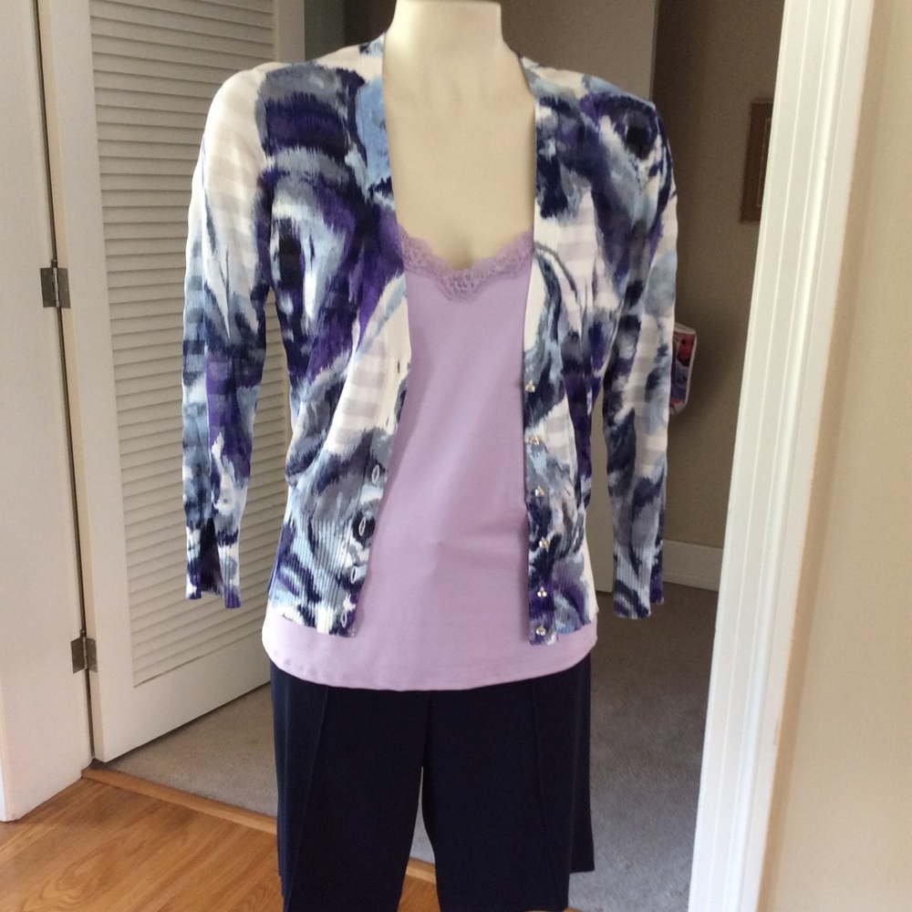 CACHE CARDI WITH CAMISOLE💜 NWOT!!!